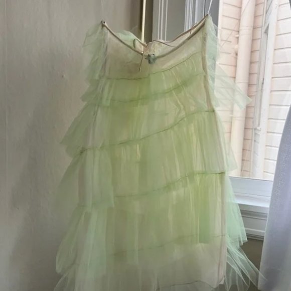 The Bar Kai Dress in Pistachio Green Size 10 - Picture 3 of 4